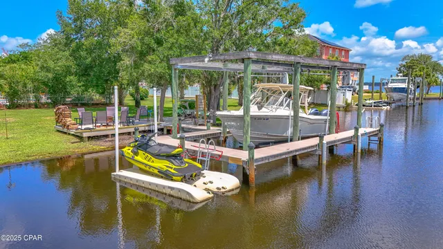 $1,988,500 | 400 West 2nd Street, Lynn Haven, FL 32444