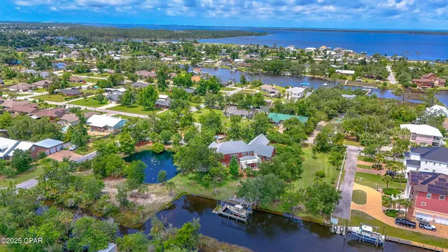 $1,988,500 | 400 West 2nd Street, Lynn Haven, FL 32444