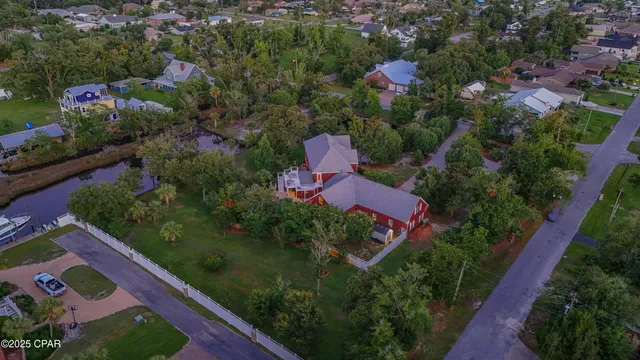 $1,988,500 | 400 West 2nd Street, Lynn Haven, FL 32444