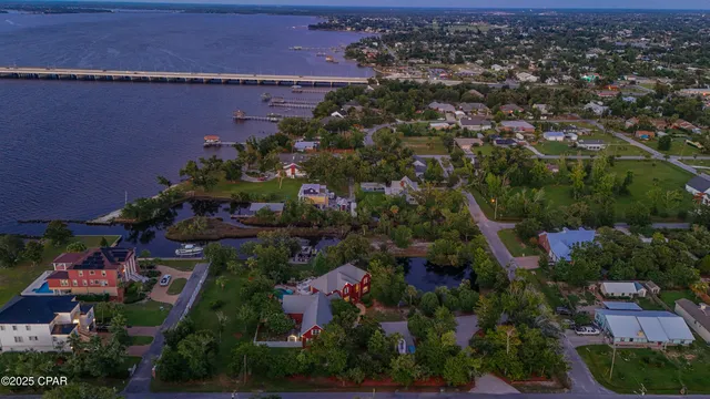 $1,988,500 | 400 West 2nd Street, Lynn Haven, FL 32444