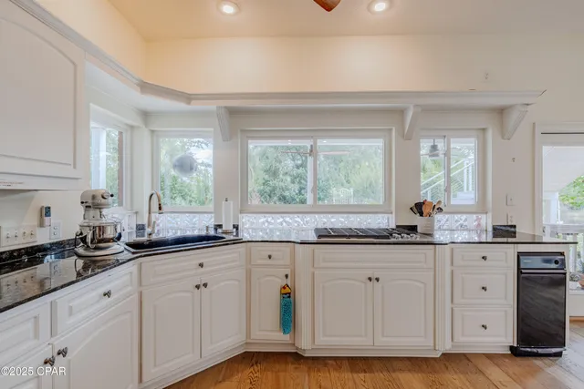 $1,988,500 | 400 West 2nd Street, Lynn Haven, FL 32444