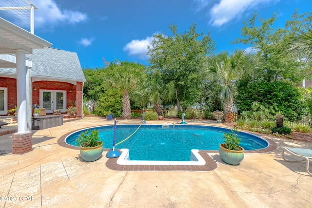 $1,988,500 | 400 West 2nd Street, Lynn Haven, FL 32444