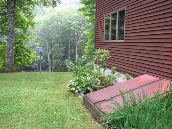 404 Baker Brook Road Newfane, VT 05362 - Photo 10 of 35