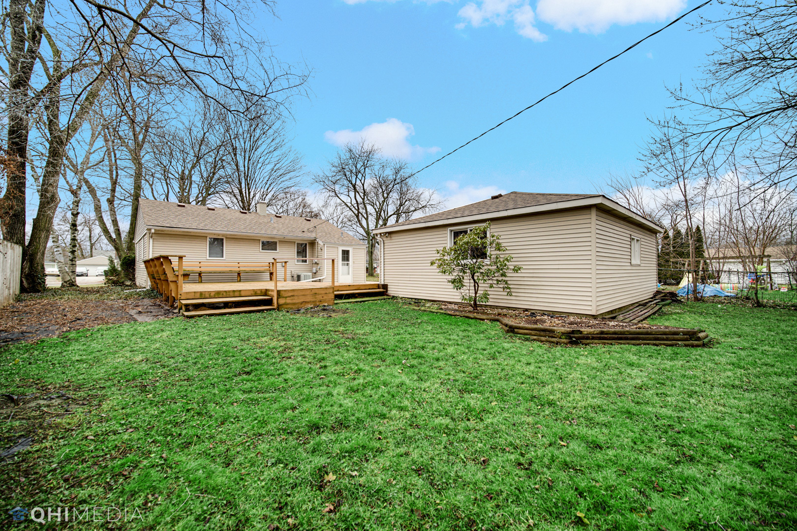 2402 Wing Street Rolling Meadows, IL 60008 - Photo 18 of 20 a view of a house with backyard