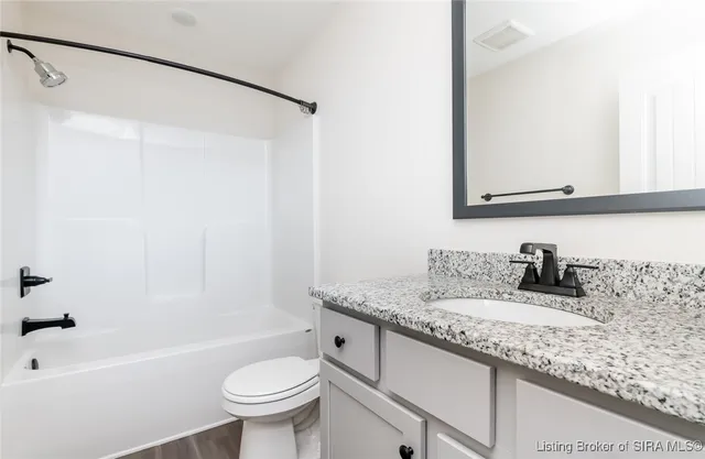 $309,900 | 4105 Cedar Creek Court, Floyds Knobs, IN 47119