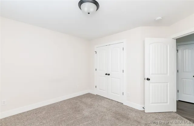 $309,900 | 4105 Cedar Creek Court, Floyds Knobs, IN 47119