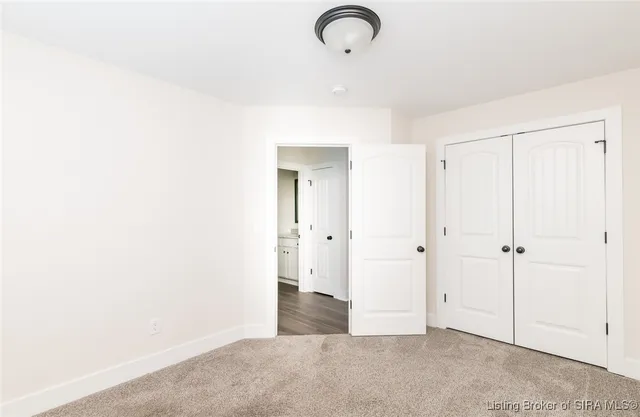 $309,900 | 4105 Cedar Creek Court, Floyds Knobs, IN 47119