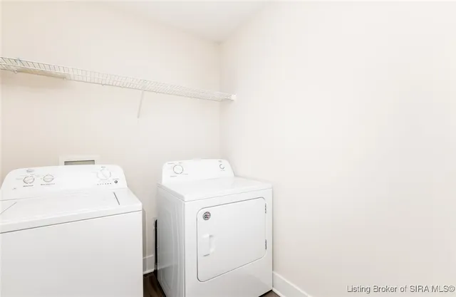 $309,900 | 4105 Cedar Creek Court, Floyds Knobs, IN 47119