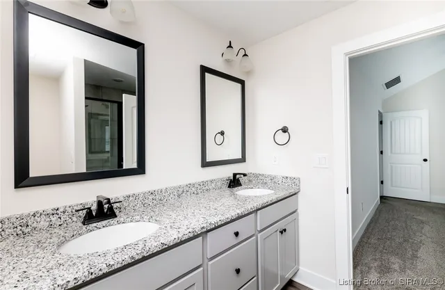 $309,900 | 4105 Cedar Creek Court, Floyds Knobs, IN 47119