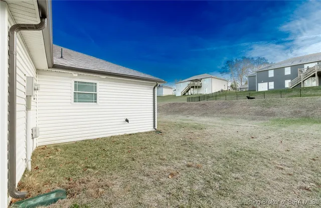 $309,900 | 4105 Cedar Creek Court, Floyds Knobs, IN 47119