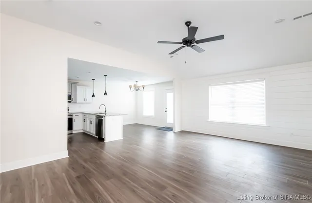 $309,900 | 4105 Cedar Creek Court, Floyds Knobs, IN 47119