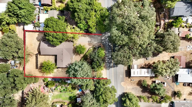 $750,000 | 749 Grove Street, Sonoma, CA 95476