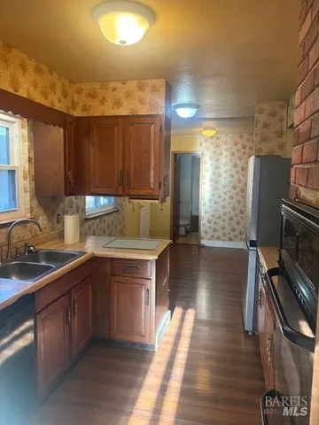 $750,000 | 749 Grove Street, Sonoma, CA 95476