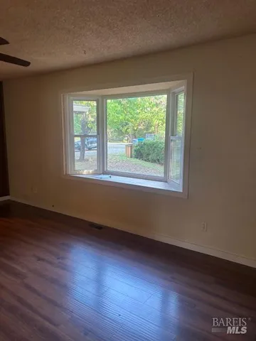 $750,000 | 749 Grove Street, Sonoma, CA 95476