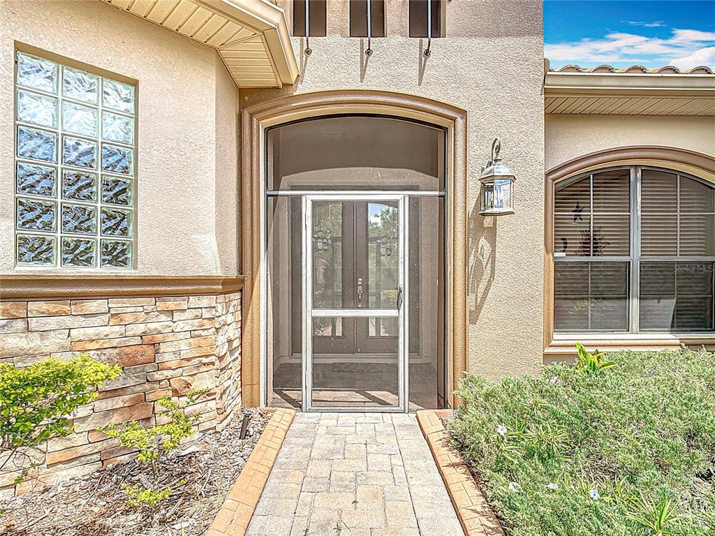 772 San Raphael Street Kissimmee, FL 34759 - Photo 15 of 94