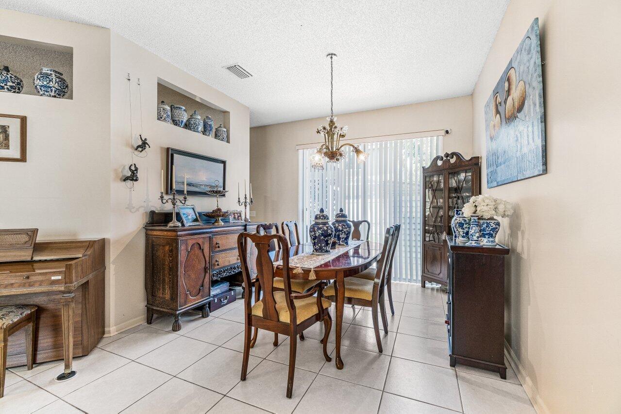 18979 Treble Lane Boca Raton, FL 33498 - Photo 5 of 32 005-18979TrebleLane-BocaRaton-FL-33498-S