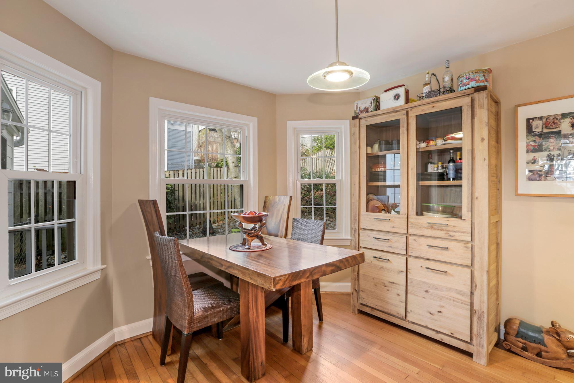 6701 Barr Road Bethesda, MD 20817 - Photo 13 of 42 Gallery Image 13
