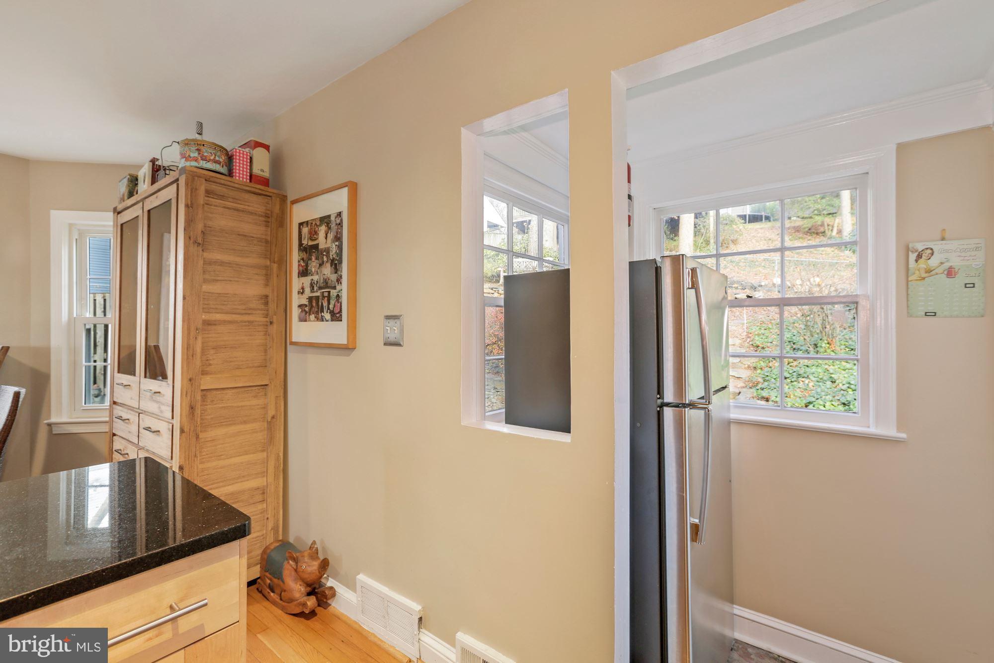 6701 Barr Road Bethesda, MD 20817 - Photo 16 of 42 Gallery Image 16