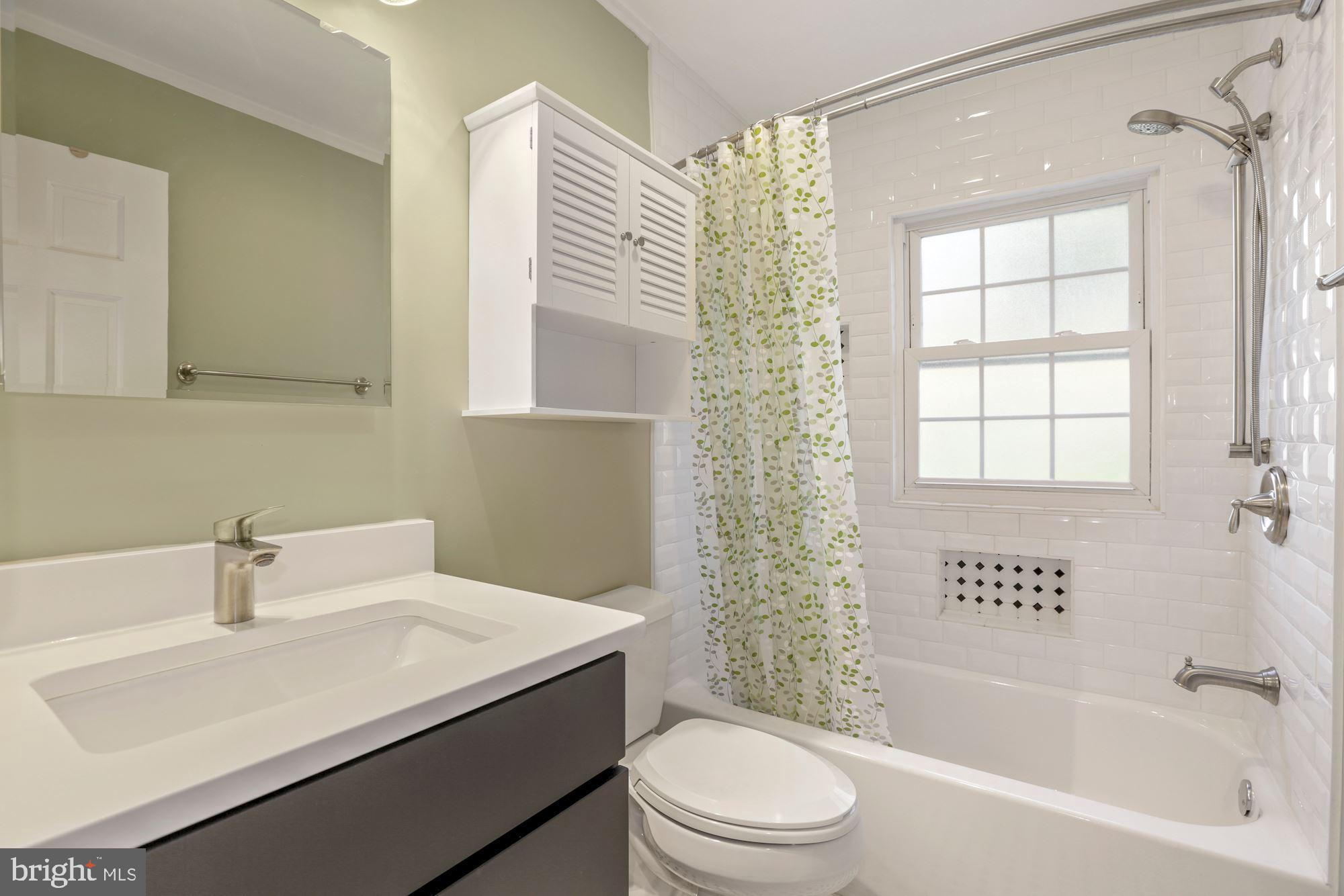 6701 Barr Road Bethesda, MD 20817 - Photo 19 of 42 Gallery Image 19