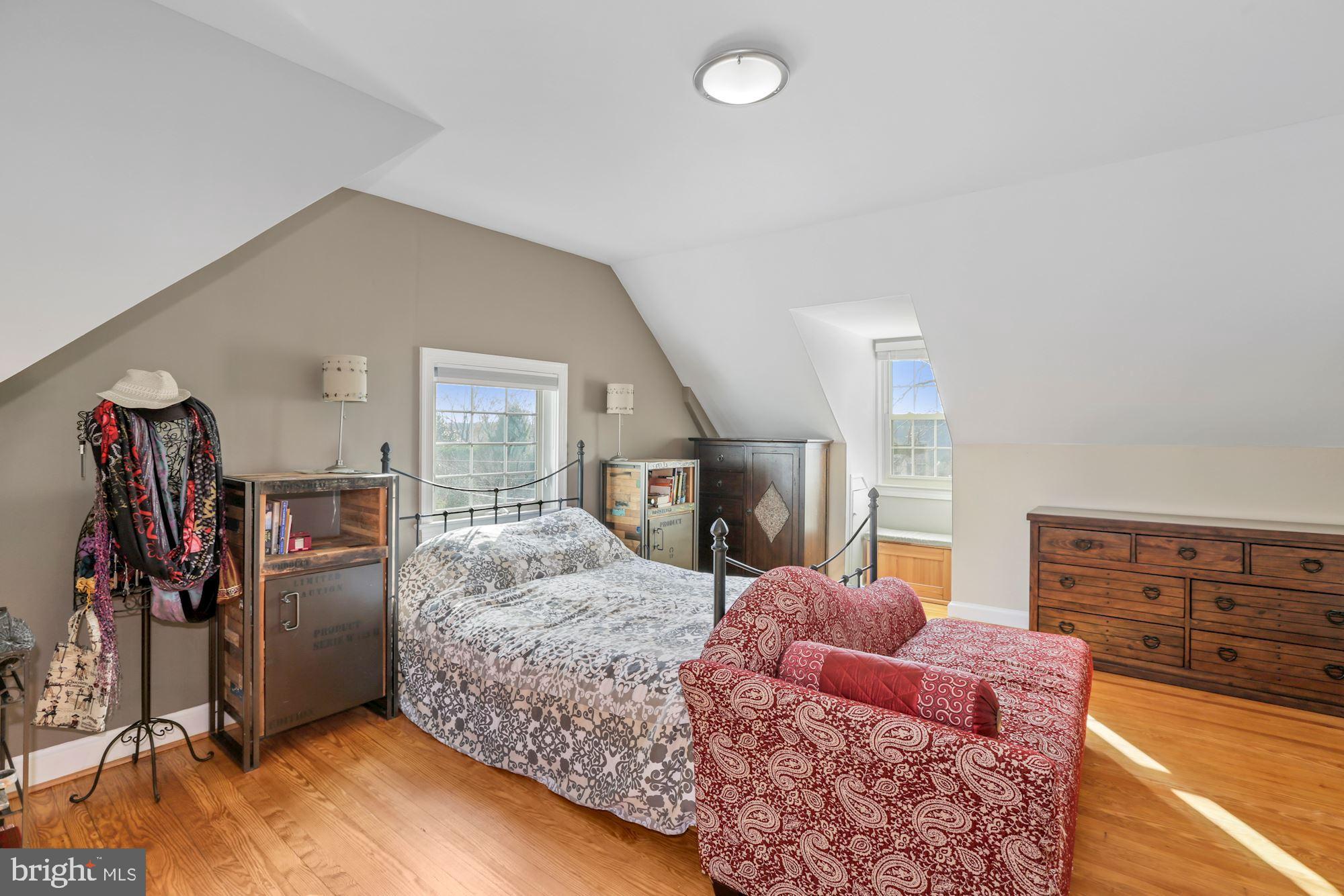 6701 Barr Road Bethesda, MD 20817 - Photo 24 of 42 Gallery Image 24