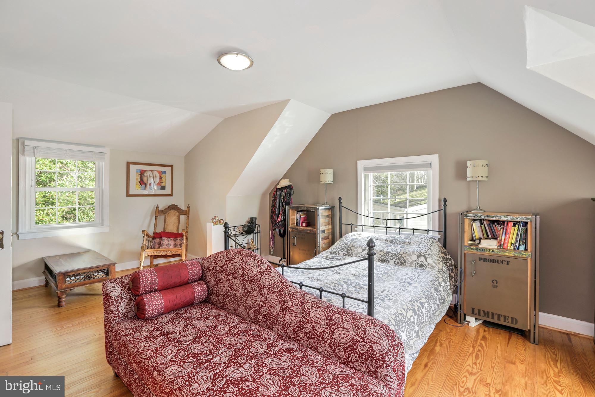 6701 Barr Road Bethesda, MD 20817 - Photo 25 of 42 Gallery Image 25