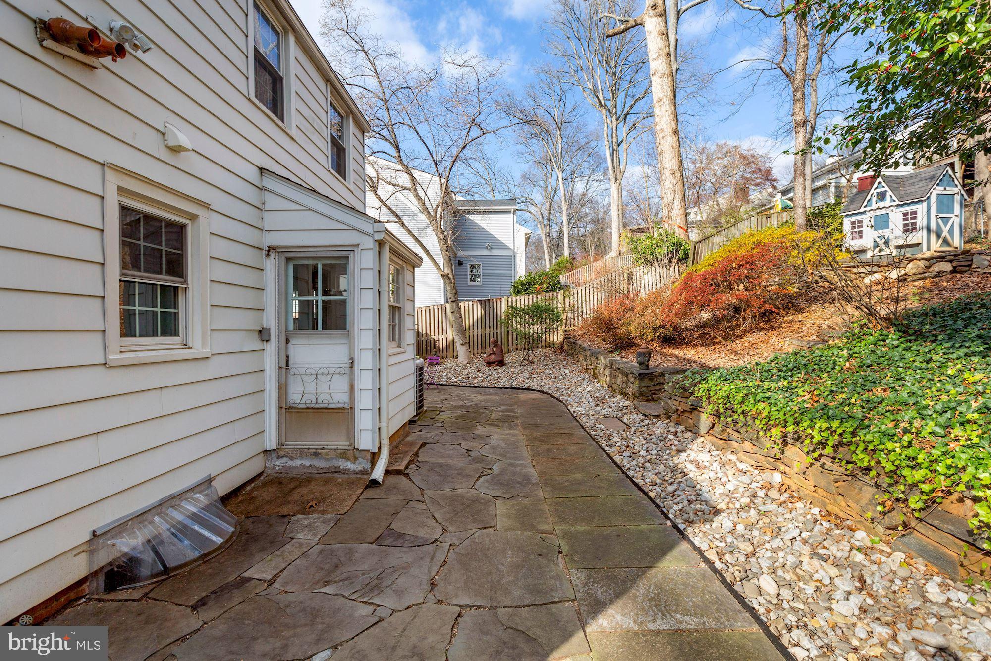 6701 Barr Road Bethesda, MD 20817 - Photo 40 of 42 Gallery Image 40