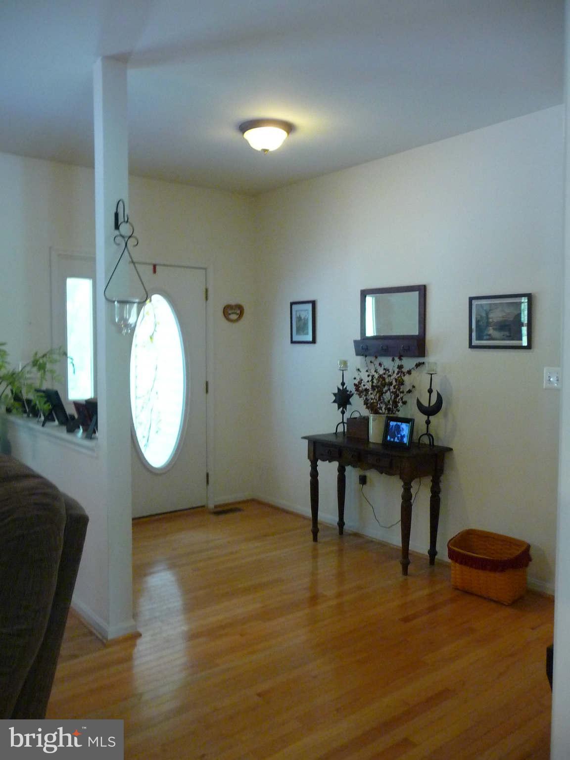 4442 Scotts Road Marshall, VA 20115 - Photo 15 of 30 Interior (General)