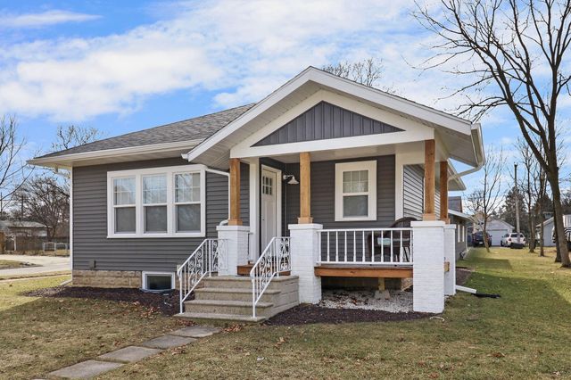 504 Spring Street, Lake Geneva, WI 53147