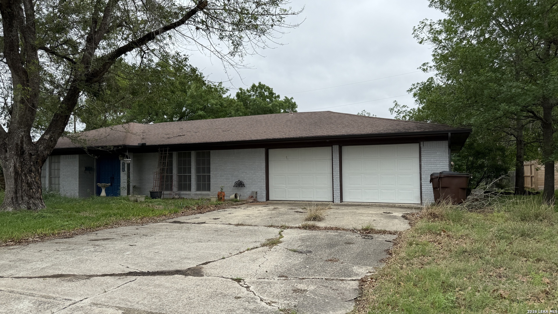 906 Merritt Drive Lockhart, TX 78644 - Photo 1 of 1 a backyard of a house