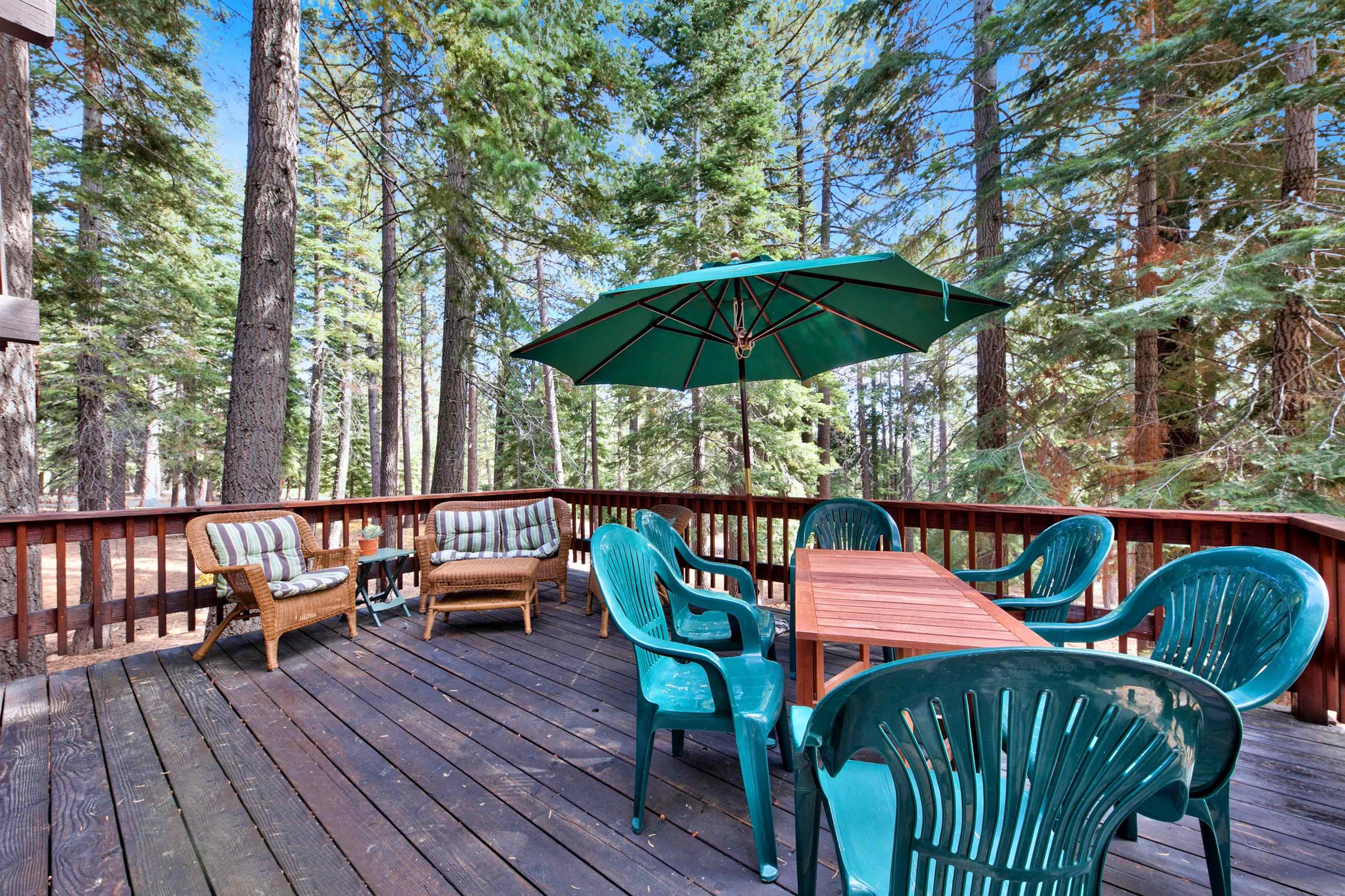 11561 Chamonix Road Truckee, CA 96161 - Photo 3 of 21 Gallery Image 3