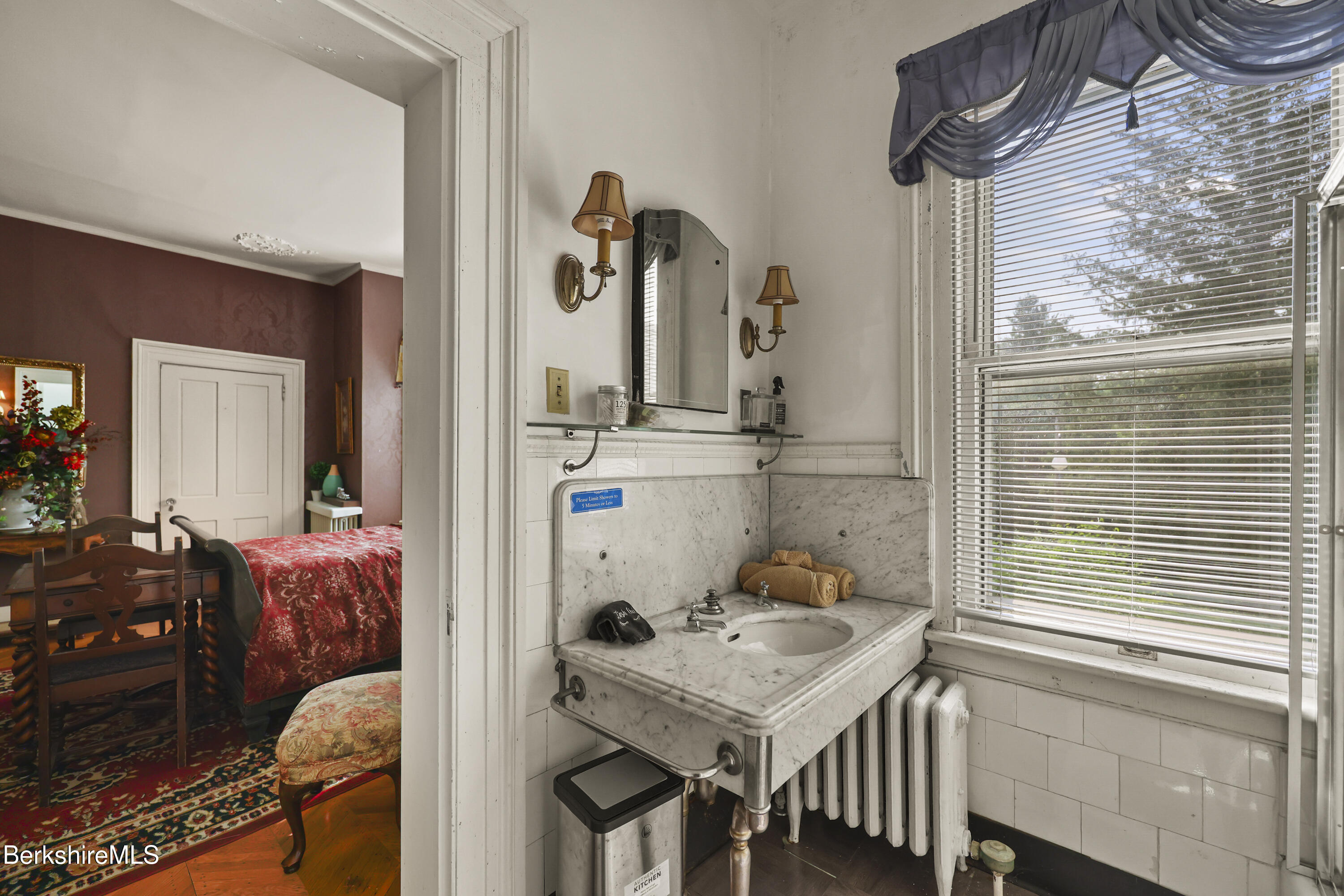 497 Holmes Road Pittsfield, MA 01201 - Photo 78 of 95 Melville En-Suite (full bath)