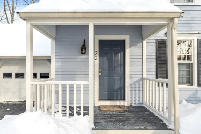 $824,000 | 22 Center Village Drive, Unit 22, Concord, MA 01742