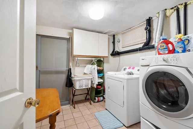 $824,000 | 22 Center Village Drive, Unit 22, Concord, MA 01742