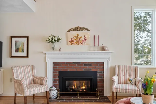 $824,000 | 22 Center Village Drive, Unit 22, Concord, MA 01742