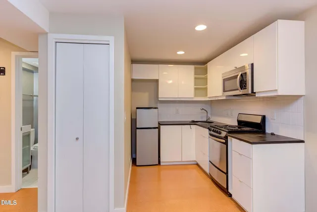 $1,850,000 | 1908 South Lakeshore Drive, Chapel Hill, NC 27514