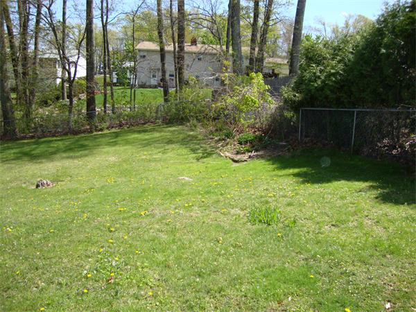 21 Venus Drive Worcester, MA 01605 - Photo 13 of 13