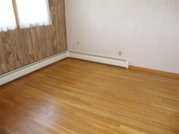21 Venus Drive Worcester, MA 01605 - Photo 6 of 13