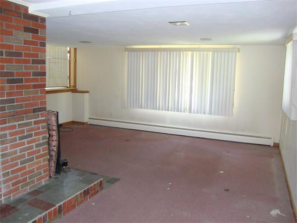 21 Venus Drive Worcester, MA 01605 - Photo 8 of 13