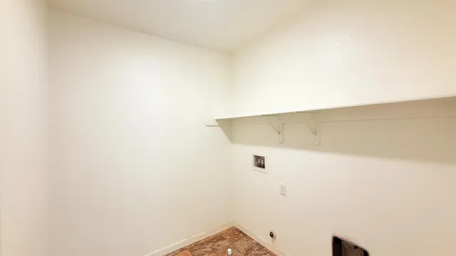 $495,000 | 3935 East Myrtle Avenue, Visalia, CA 93292