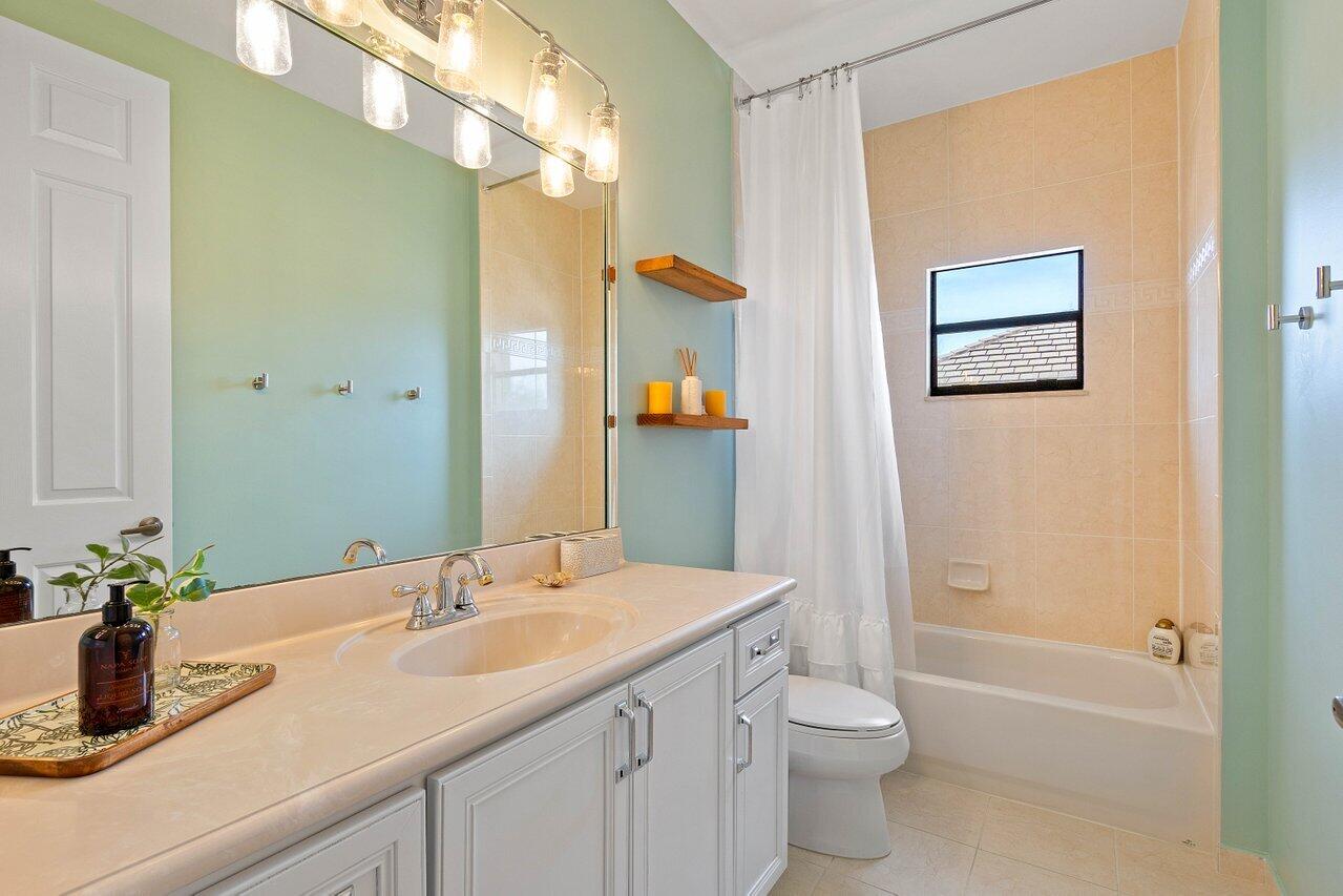 9271 Equus Circle Boynton Beach, FL 33472 - Photo 26 of 59 027-9271EquusCircle-BoyntonBeach-FL-3347