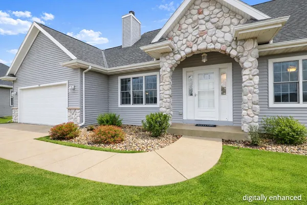 $393,700 | 210 Kettle Ridge Circle, Glenbeulah, WI 53023