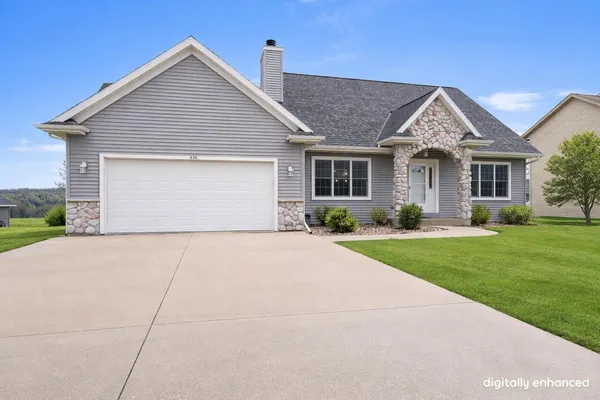 $393,700 | 210 Kettle Ridge Circle, Glenbeulah, WI 53023