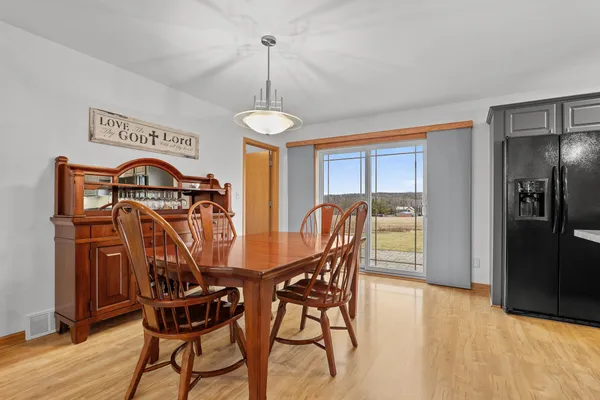 $393,700 | 210 Kettle Ridge Circle, Glenbeulah, WI 53023