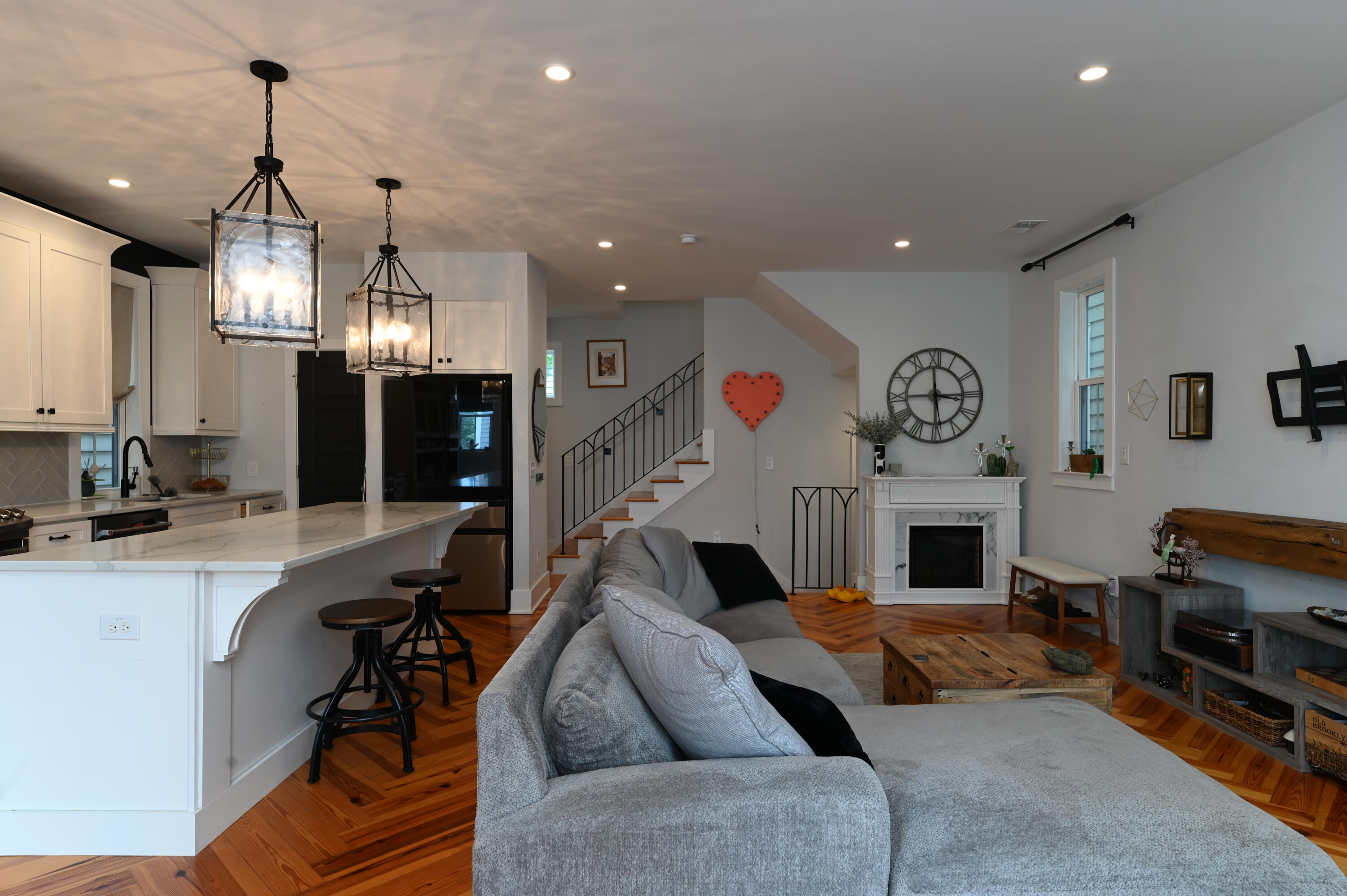 375 Huger Street, Unit F Charleston, SC 29403 - Photo 13 of 29 DSC_0667