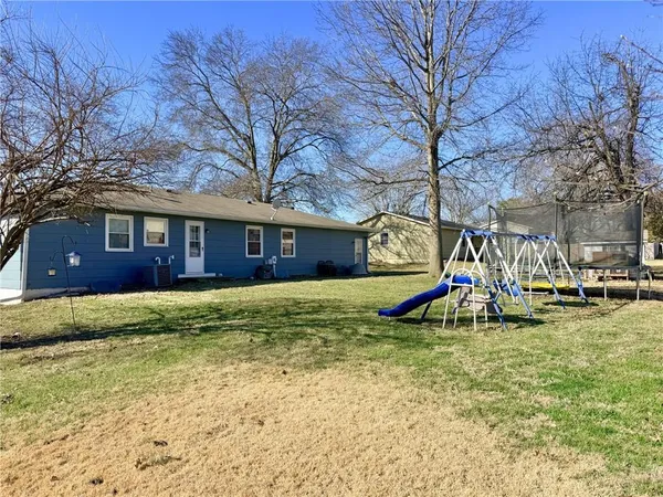 $169,900 | 1817 St Joseph Street, Trenton, MO 64683