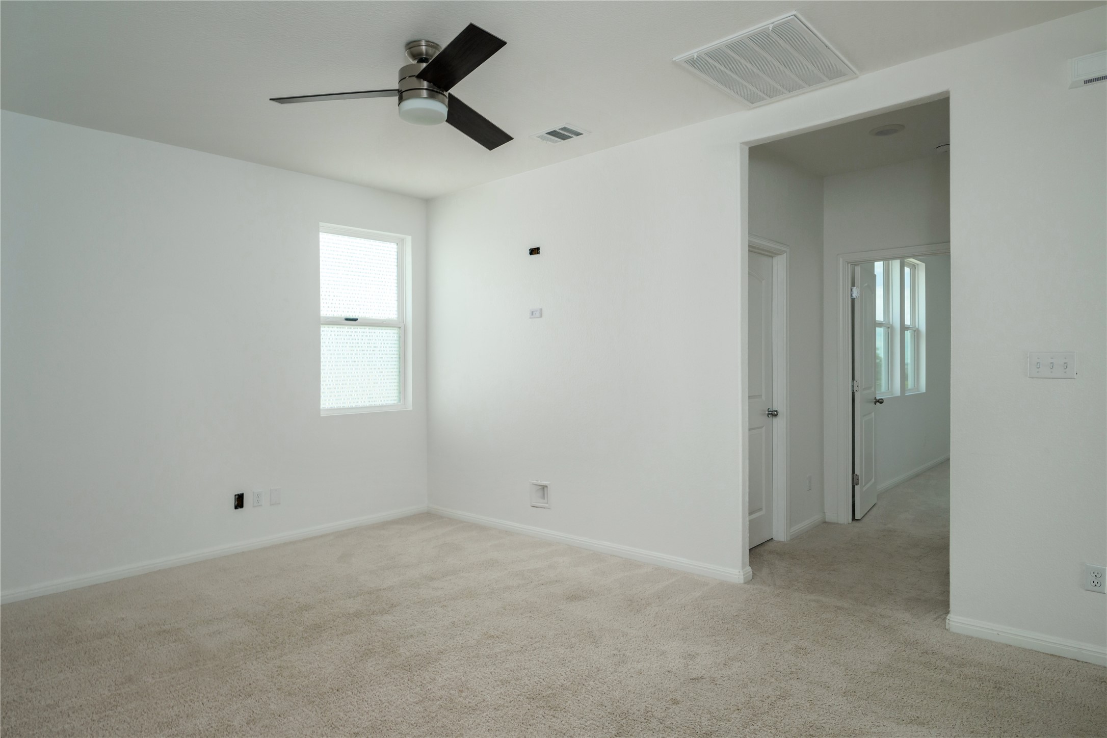 2540 Acoma Lane Leander, TX 78641 - Photo 11 of 26 a view of an empty room with a window