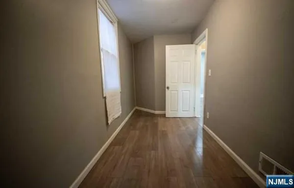 $2,000 | 226 Fairmount Avenue, Unit 1, Newark, NJ 07103