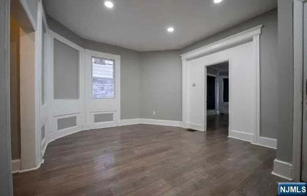 $2,000 | 226 Fairmount Avenue, Unit 1, Newark, NJ 07103