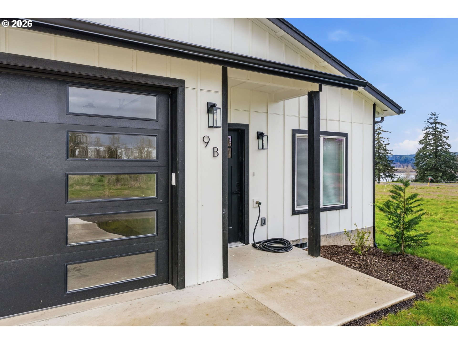 9 Anchor Way, Unit B Cathlamet, WA 98612 - Photo 4 of 24