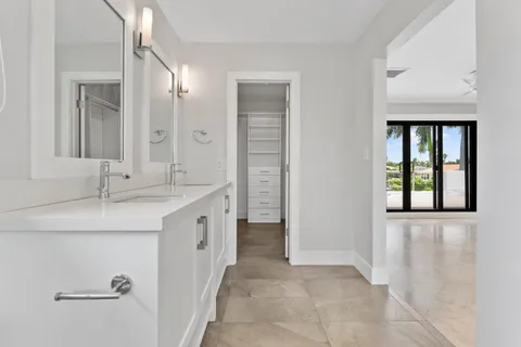 $6,200,000 | 1121 Bel Air Drive, Highland Beach, FL 33487